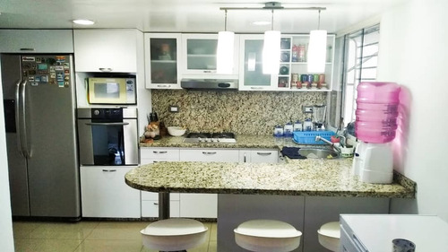 Imagen 7 de 11 de Apartamento En El Valle Edifico Nuevo Valle