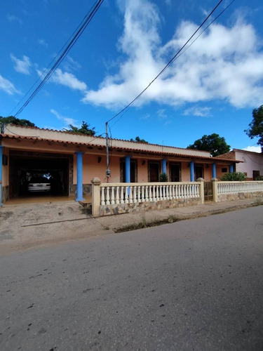 Casa En Venta La Guardia Frente Al Mar