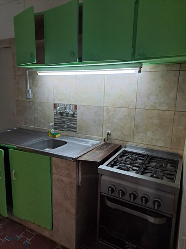 Alquiler De Habitación En Casa De Familia Simples Y Dobles.