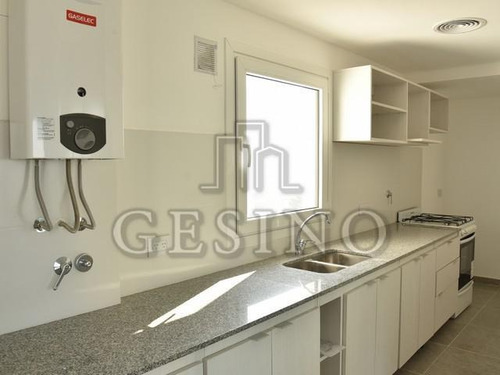 Imagen 5 de 22 de Departamento - La Plata