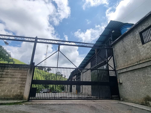 Galpón En Venta En Los Teques