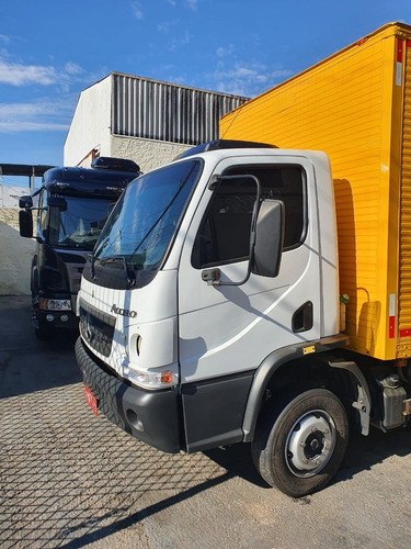 Mb 815 Accelo 2016 Acello 3/4 Baú E Plataforma Caminhão