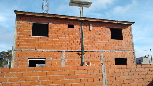 Imagen 5 de 7 de Duplex/ Chalet En Construcción Calle 6 Nº 8830 Mar Del Tuyu