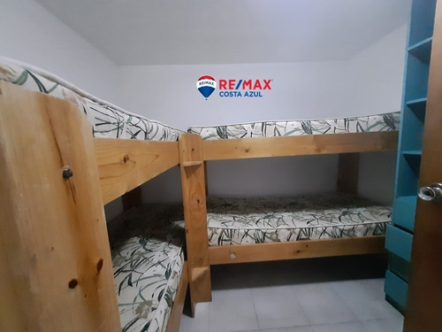 Imagen 8 de 12 de Se Vende Apartamento Con Amplio Balcón, Marina Privada, En Tucacas, Edificio Gran Marina.