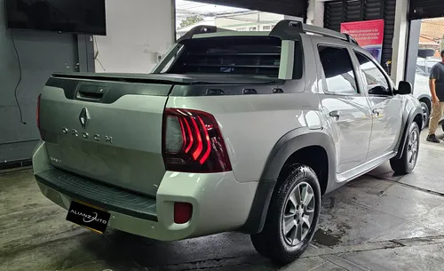 Renault Duster Oroch 2.0 Intens