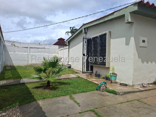 Venta Acogedora Y Espaciosa Casa En Urb La Hacienda Cabudare