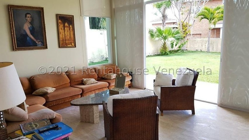 Imagen 7 de 26 de Casa Duplex Alto Hatillo Alquiler 22-25668 Eva Castillo 0414.306.72.20