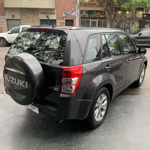 Imagen 8 de 10 de Suzuki Grand Vitara 2014 2.4 Jlx 2wd 5mt