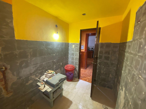 Casa En Venta 3 Dormitorios - Centenario