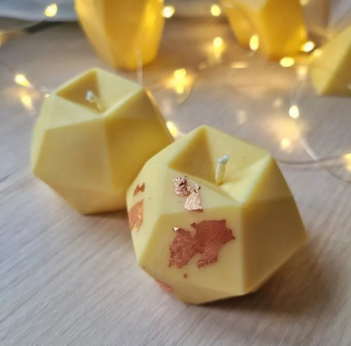 Velas Decorativas Aromáticas D Soya Manzana Geométrica 4pack