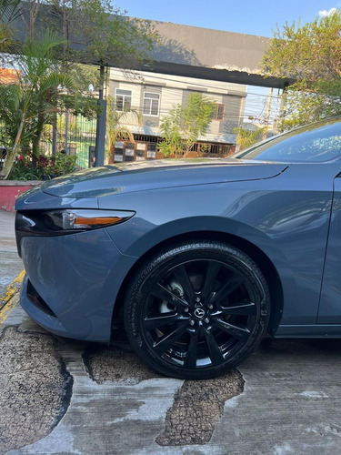 Mazda Mazda 3 2.5T Signature Sedan At
