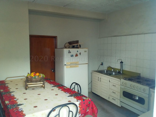 Imagen 9 de 24 de Casa En Venta Conservada 151mts2 La Pedrera Estef 22-12383