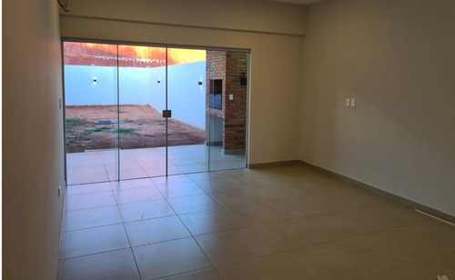 Imagen 7 de 15 de Dúplex En Mariano Roque Alonso Paraguay De 3 Dormitorios 1 Suite Con Parrilla Pisos De Porcelanato