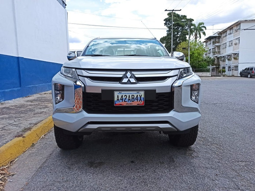 Imagen 2 de 9 de Mitsubishi L - 200