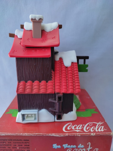 Imagen 6 de 7 de La Casa De Santa El Pueblo De Las Buenas Acciones Coca Cola