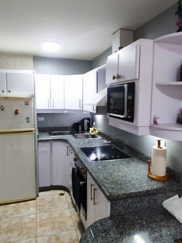 Imagen 8 de 12 de Apartamento En Alquiler En Macuto