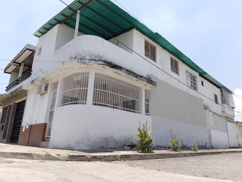 Karina Acosta Vende Casa En San Diego Yuma I Valencia Estado Carabobo Plc-1073