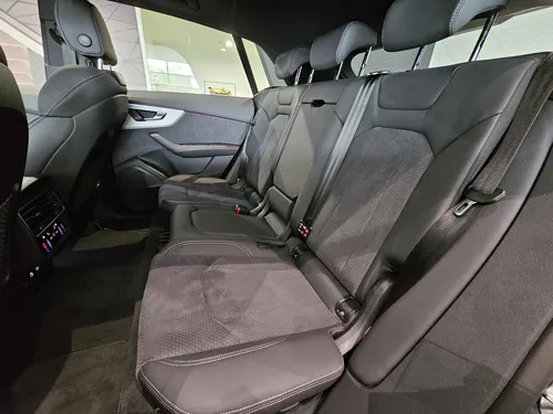 Audi Q8 S Line