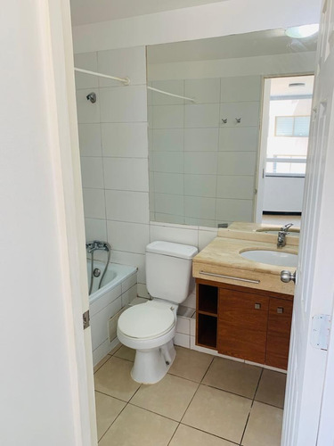 Céntrico Y Cómodo Departamento 2d 2b En Salas, Concepción