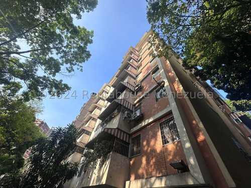 Eg Apartamento En Venta - El Marques /  24-21291