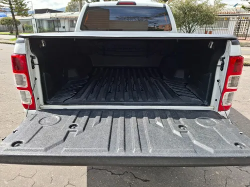 Ford Ranger 2.5 Gasolina 4x2