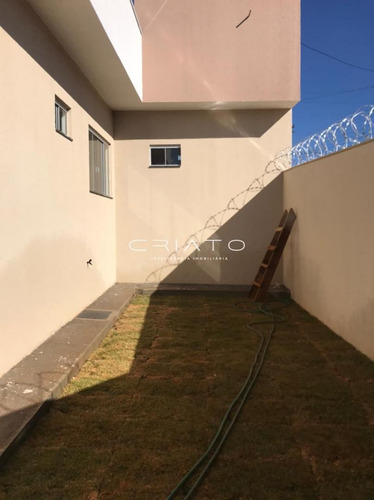 Imagem 9 de 10 de Casa - Residencial Morumbi - 3 Quartos Sendo 1 Suite - 161 M - 374
