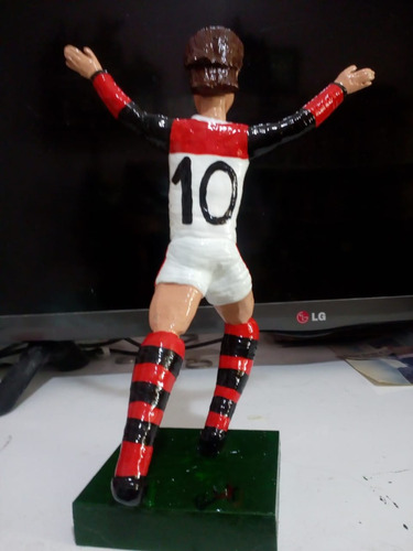 Boneco Zico Flamengo Campeao Mundial 81 Em Resina