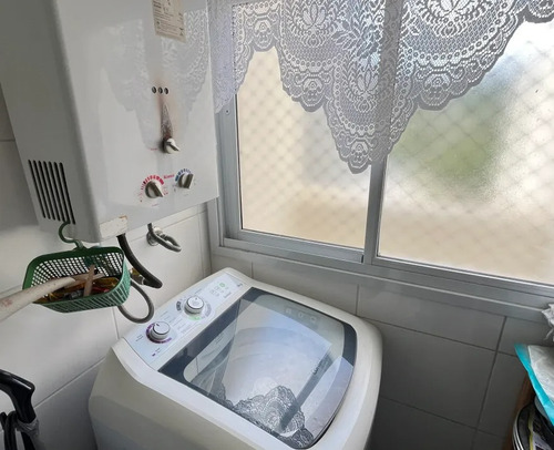 Apartamentos À Venda Em Itacorubi Com 3 Quartos E 2 Banheiros. Pronto Para Morar. Bem Localizado.