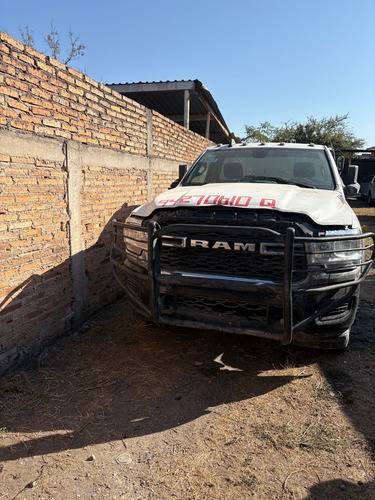 RAM 4000 5.7 Chasis Cabina P 4x2 Mt
