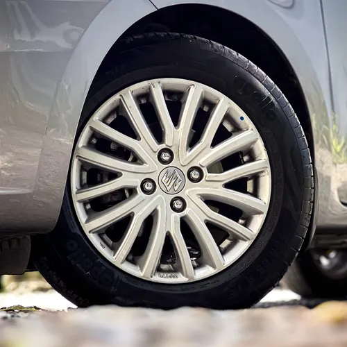 Suzuki Swift 1.2 Dzire At
