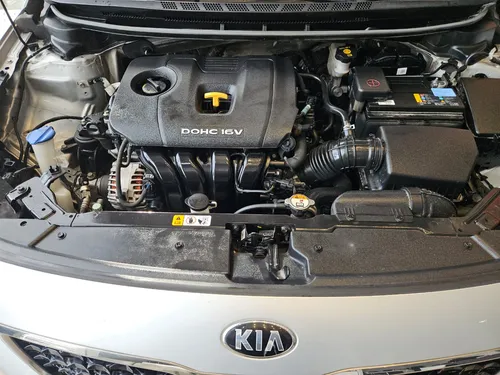 Kia Forte 2.0 L Mt