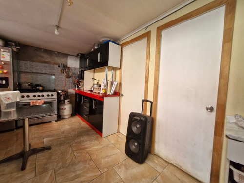 Poblacion Pedro Lira,primer Piso, 4 Dormitorios, Patio