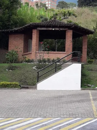 Apartaestudio En Arriendo En Medellín - El Poblado