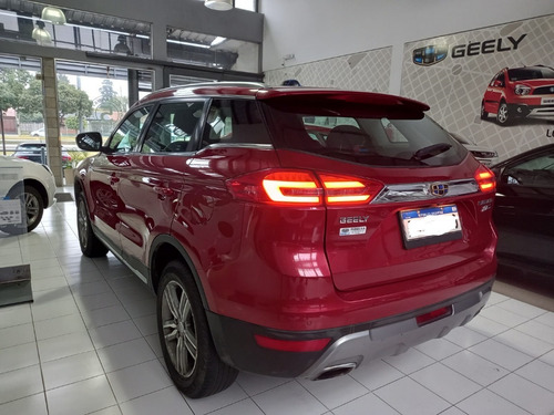Imagen 4 de 9 de Geely Emgrand X7 Active