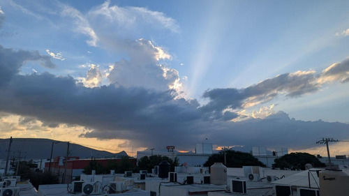 Casa En Venta En Monterrey Zona Escobedo Col. Misión De Anáhuac, Cerca Ave. Sendero.