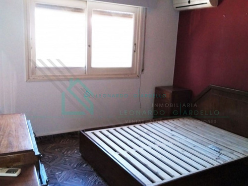 Imagen 7 de 12 de Nueva Palmira - Casa Proxima A Plaza Treina Y Tres