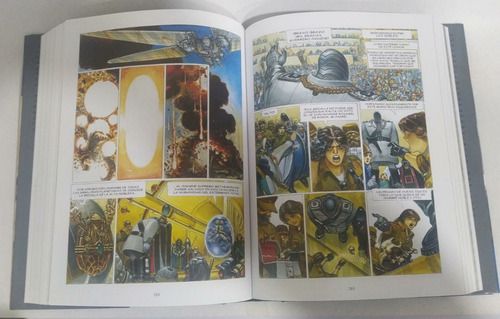 La Casta De Los Metabarones / A. Jodorowsky / J. Giménez