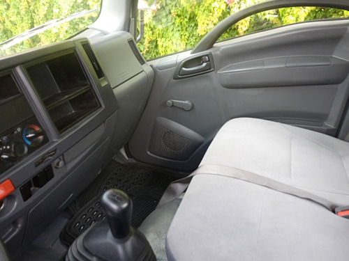 Isuzu Elf 100 2022 1.5 Toneladas 4 Cilindros Diesel