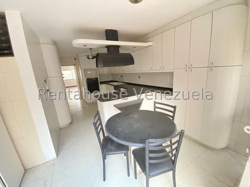 Hermosa Casa En La Tahona