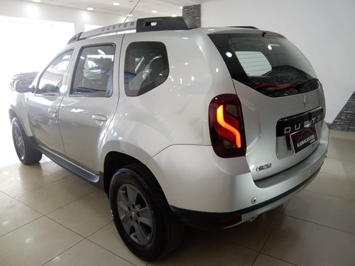Imagen 8 de 25 de Renault Duster Privileg 1.6 Con Gnc