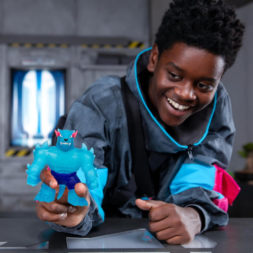 Figura Mr Beast Lab Hypercharged Panther Super Elastico