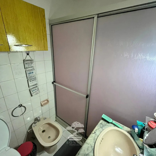 Venta Apartamento 2 Dormitorios Centro Montevideo V