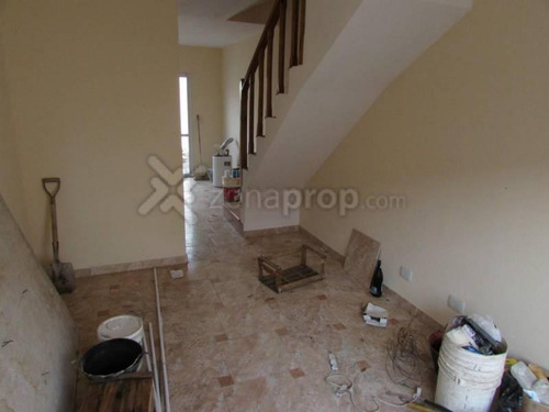 Casa En Venta Triplex 4 Ambientes Con Cochera En San Bernardo Oportunidad