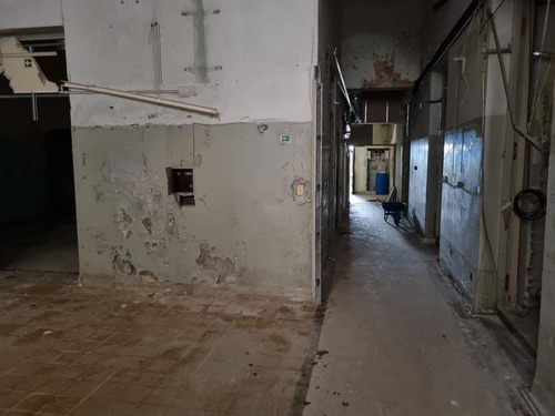 Imagen 8 de 27 de Edificio Comercial -isla De Flores Y Barrios Amorín, Palermo, 1265 M2 , 15 Mts De Frente !!