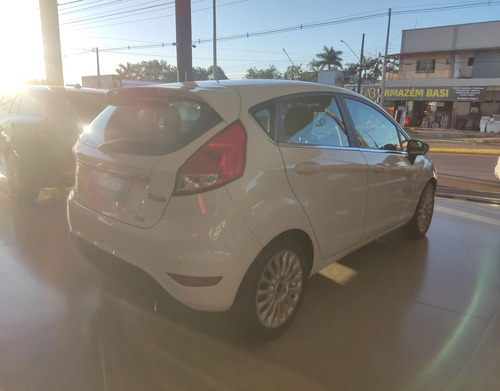 Ford Fiesta 1.6 TITANIUM HATCH 16V FLEX 4P POWERSHIFT
