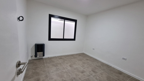 Imagen 9 de 16 de En Venta. Ph De 3 Ambientes Totalmente Reciclado. Zona Güemes.