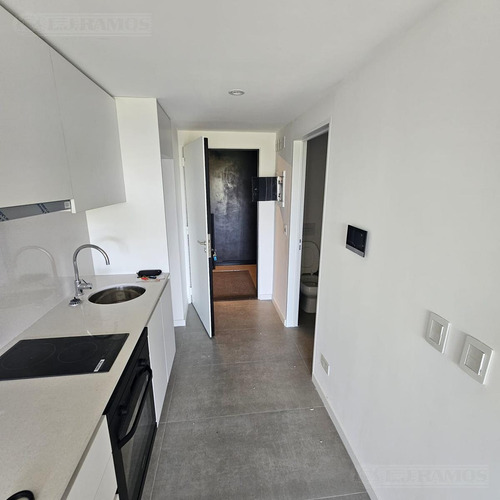 Departamento En Venta Y Alquiler En Domus Parque Con Vist Al Parque Y Al Rio.