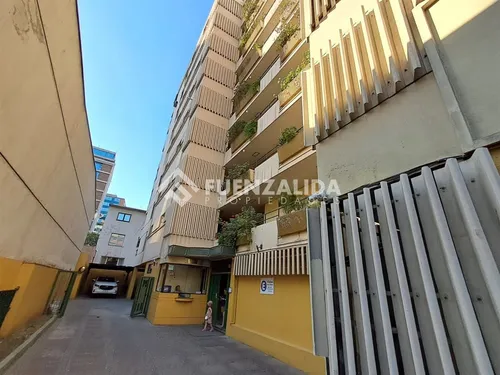 Departamento Venta Para Remodelar 3 Dorm. En Providencia