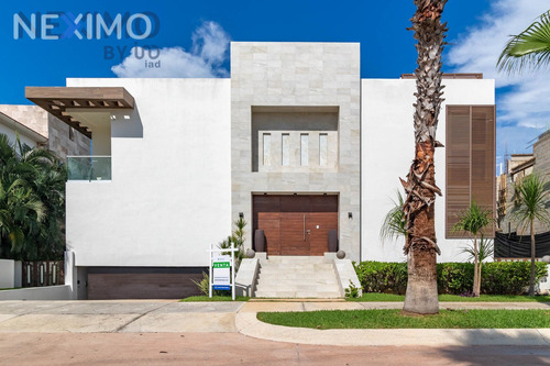 Imagen 1 de 24 de Venta De Casa En Zona Exclusiva De Puerto Cancun De Lujo, Quintana Roo