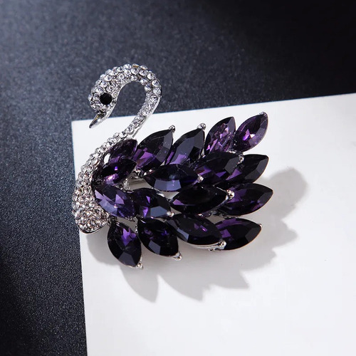 Broche Con Diseño De Cisne Prendedor Pin